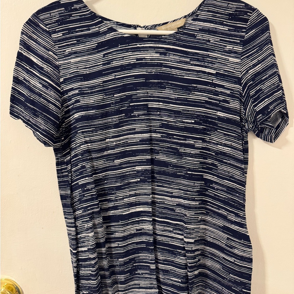 BANANA REPUBLIC Women's Blue & White Striped Short Sleeve Top Sz XS